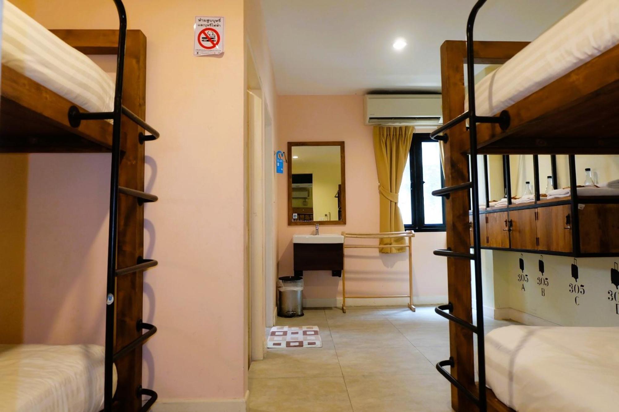Siri Poshtel Bangkok Hostel Δωμάτιο φωτογραφία